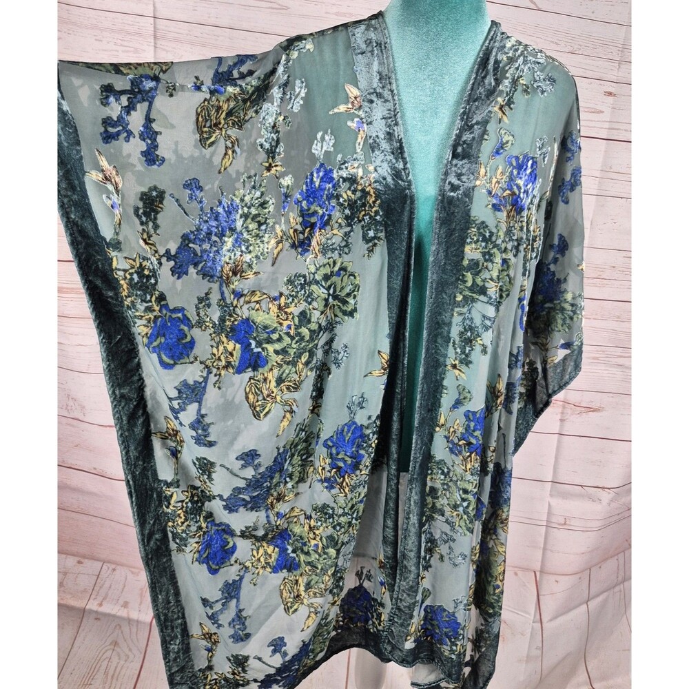 Torrid Velvet Burnout Kimono Romance Blue Green Floral Sz 1/2X Whimsigoth Fairy - Picture 2 of 9